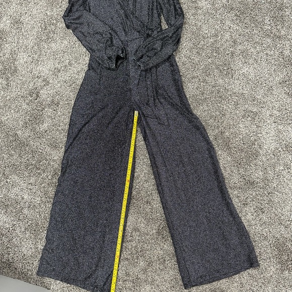 BCBG Jumpsuit with Stretch/ Worn once - Picture 10 of 10